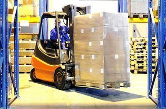 Forwarding with warehouse | Warehousing & logistics | Warehousing